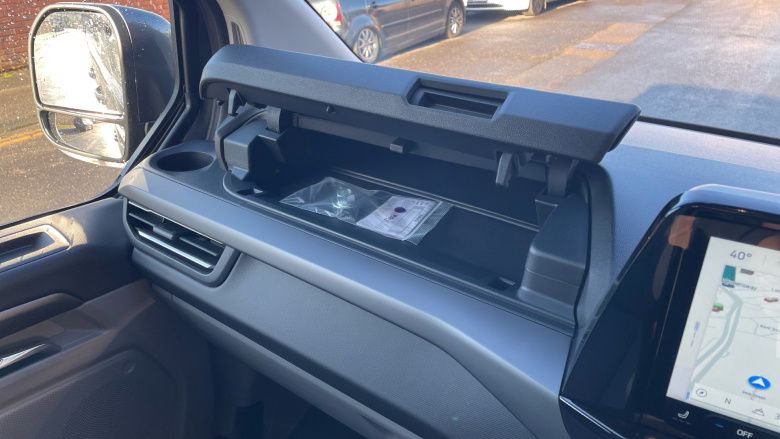 Ford Tourneo Custom 340 L1 Electric Rwd 160kW 65kWh H1 Titanium X 8 seater Auto